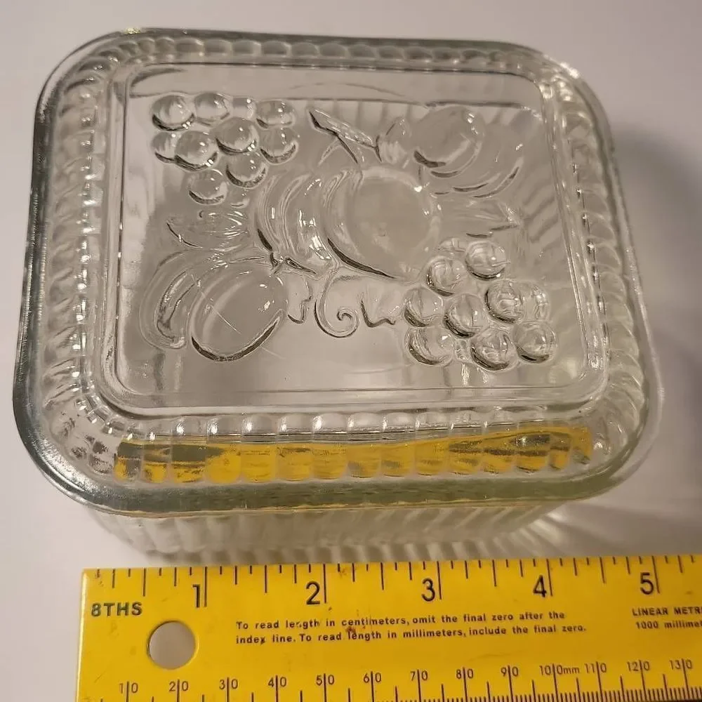 Vintage Federal Refrigerator Dish w/lid Ribbed Clear Depression Glass Fruit